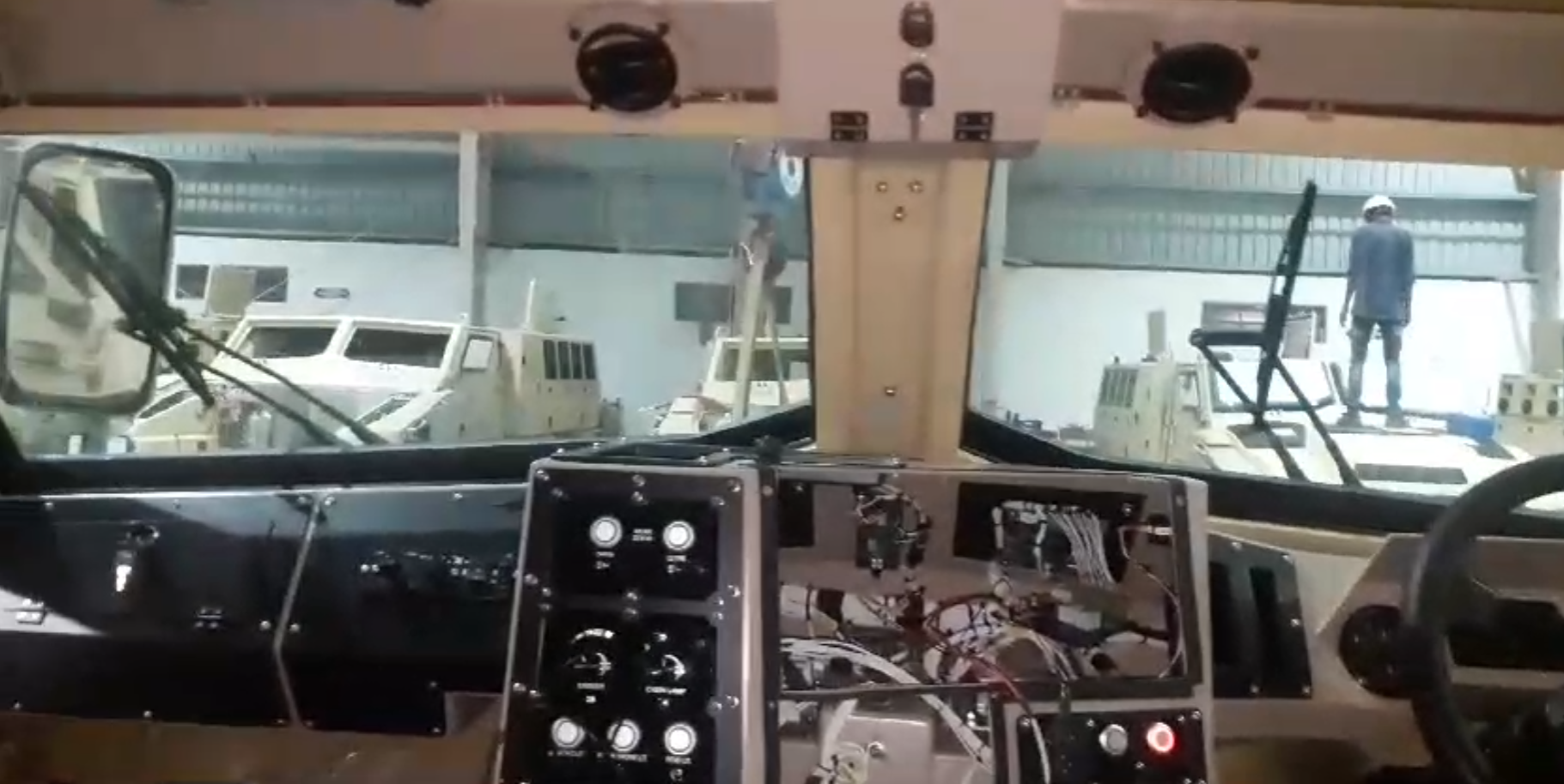 Dual Wiper Synchronization Controller